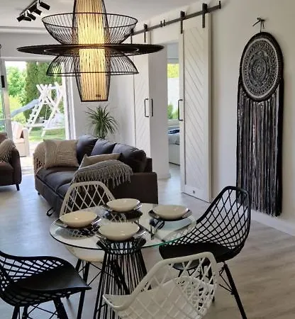 Appartement Duzy Orania Prywatny Ogrod Taras Lezaki Grill Hustawka