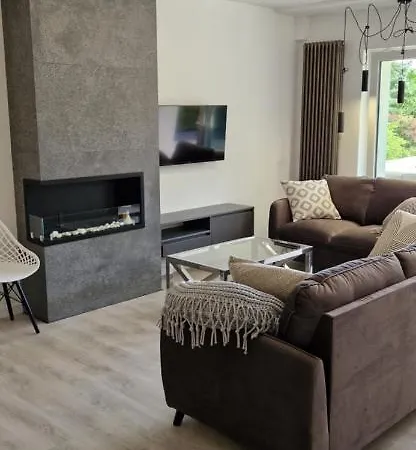 Duzy Orania Prywatny Ogrod Taras Lezaki Grill Hustawka Appartement